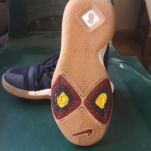 Nike Shoes - Kyrie 4 Nike Shoes - Kyrie 4